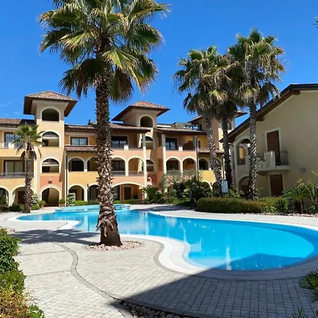 Fronte Lago Casa Vacanze توسكولانو ماديرنو